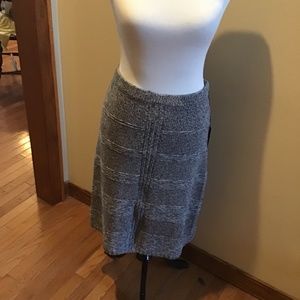 Sweater knit skirt